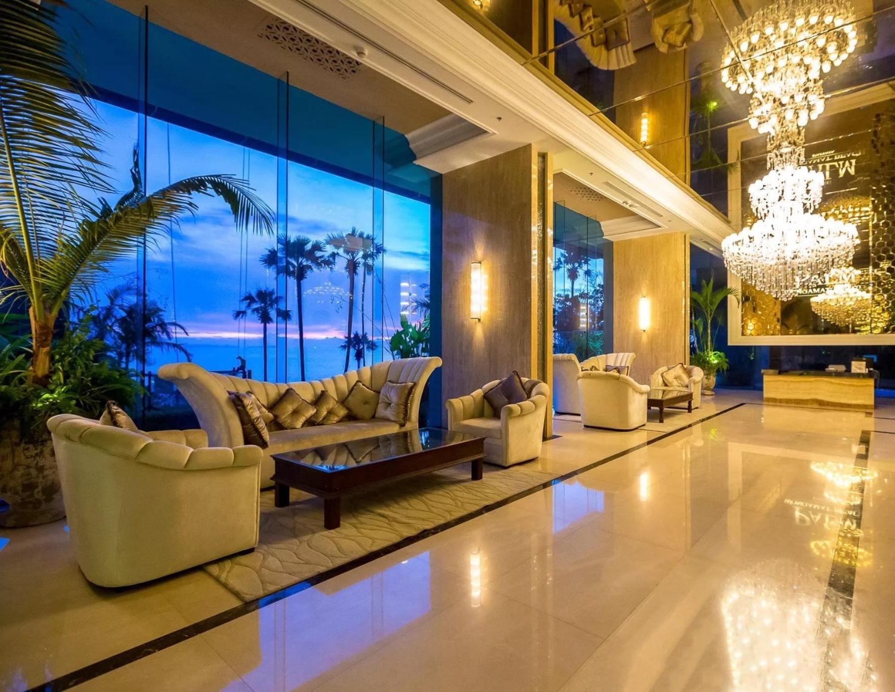 Luxurious Beachfront Pattaya Dış mekan fotoğraf