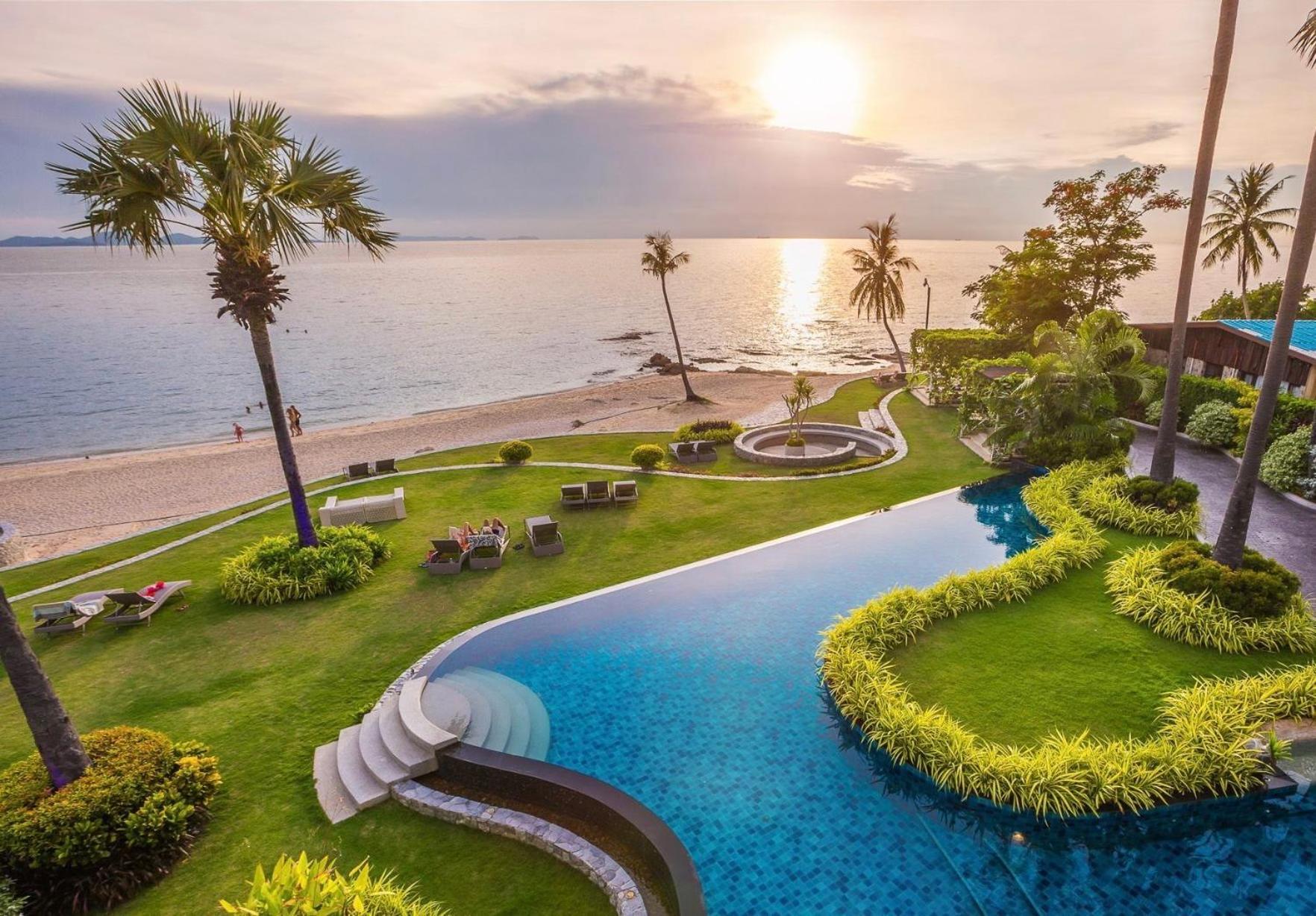 Luxurious Beachfront Pattaya Dış mekan fotoğraf