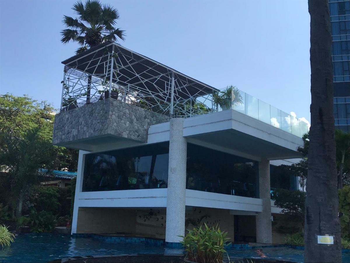 Luxurious Beachfront Pattaya Dış mekan fotoğraf