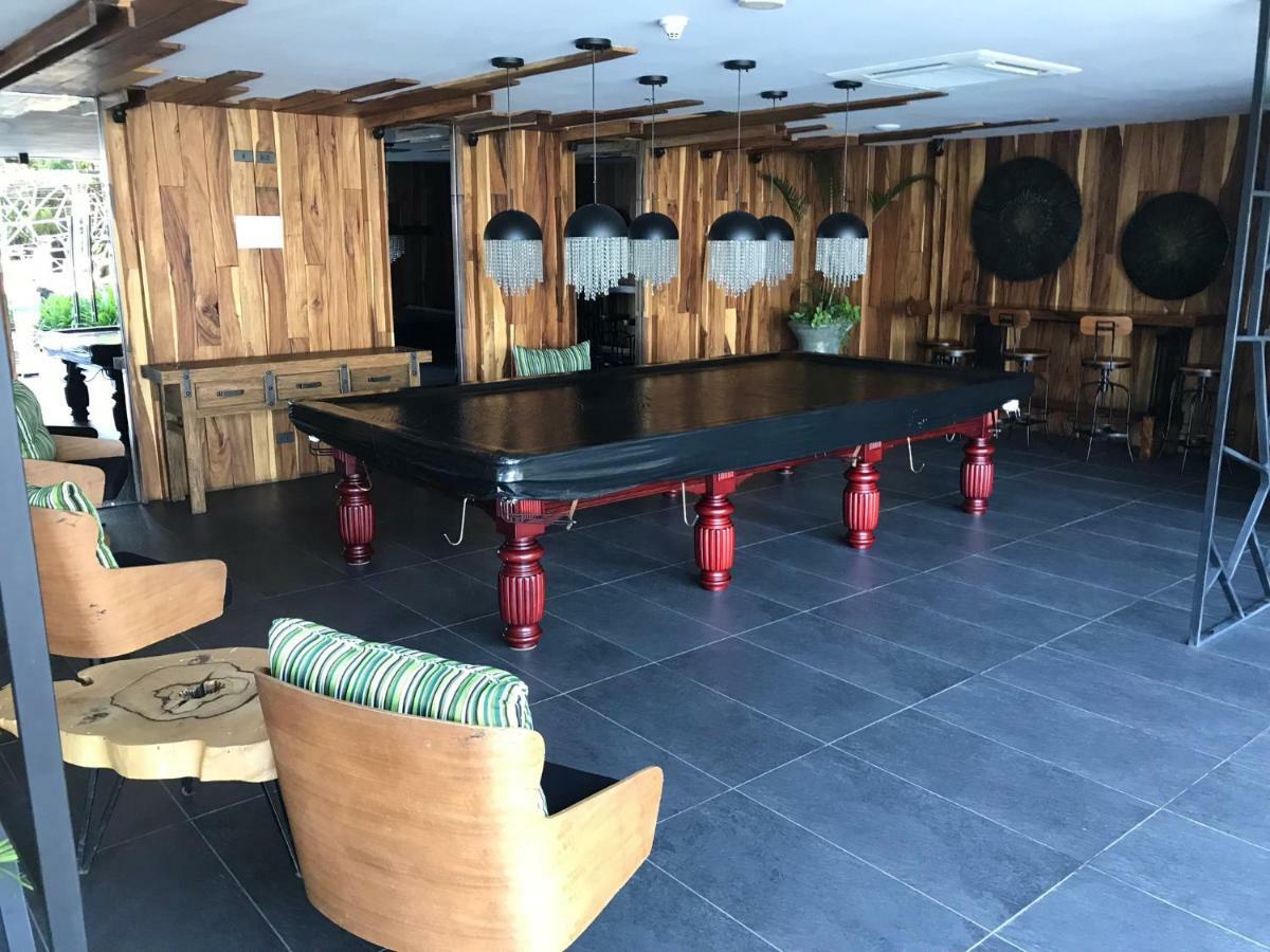 Luxurious Beachfront Pattaya Dış mekan fotoğraf