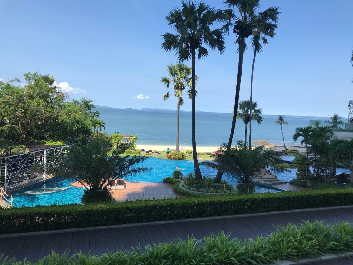 Luxurious Beachfront Pattaya Dış mekan fotoğraf